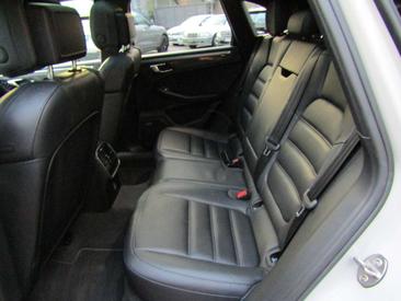 Porsche Macan Electrique S — photo 10