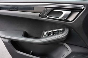 Porsche Macan Electrique — photo 25