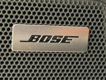 Porsche Macan Base — photo 28