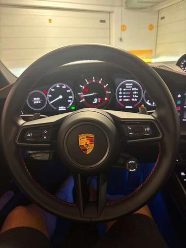 Porsche Carrera GT — photo 6