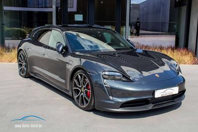 Porsche Taycan 4S