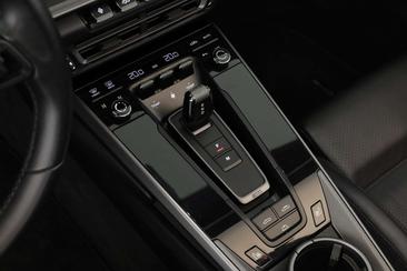 Porsche 992 I Carrera — photo 9