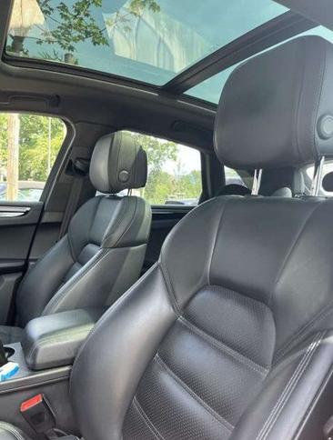 Porsche Macan S — photo 4