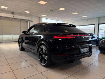 Porsche Cayenne III — photo 4