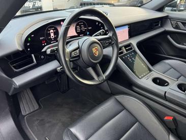 Porsche Taycan 4S — photo 4