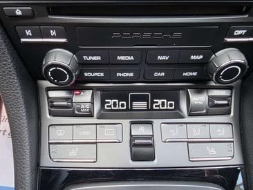 Porsche 991 I Carrera — photo 3