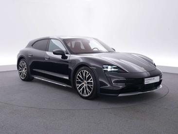 Porsche Taycan — photo 6