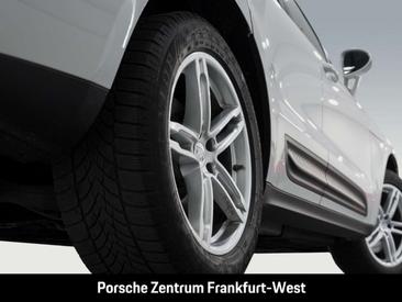 Porsche Macan Electrique — photo 6