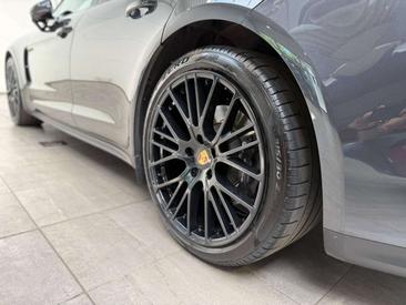 Porsche Panamera II E-Hybrid Platinum Edition — photo 6