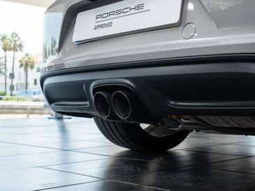 Porsche 718 Cayman — photo 18