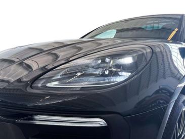 Porsche Macan Electrique Base — photo 7
