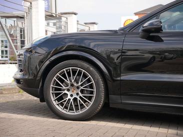 Porsche Cayenne III E-Hybrid Platinum Edition — photo 13