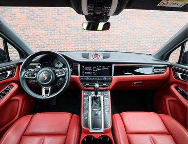 Porsche Macan Electrique S — photo 2
