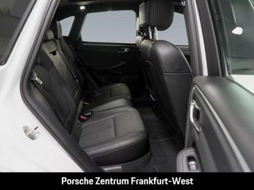 Porsche Macan Electrique — photo 17