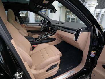 Porsche Cayenne III E-Hybrid Platinum Edition — photo 17