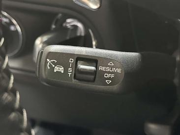 Porsche Macan Electrique GTS — photo 19