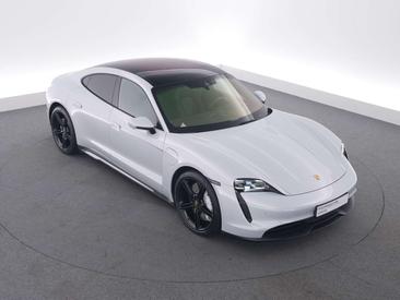 Porsche Taycan 4S — photo 8