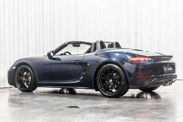 Porsche 718 Boxster — photo 20