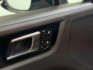 Porsche Cayenne III Platinum Edition — photo 10