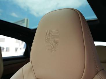 Porsche Cayenne III E-Hybrid Platinum Edition — photo 20