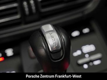 Porsche Macan Electrique — photo 24