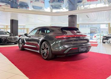Porsche Taycan — photo 5