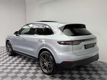 Porsche Cayenne III E-Hybrid — photo 3