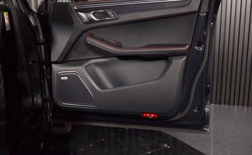 Porsche Macan GTS — photo 12