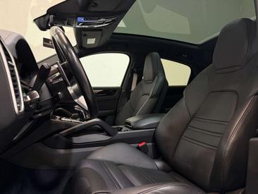 Porsche Cayenne III Platinum Edition — photo 15