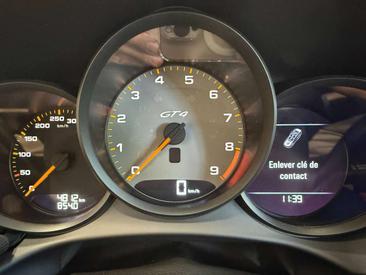 Porsche 718 Cayman GT4 — photo 26