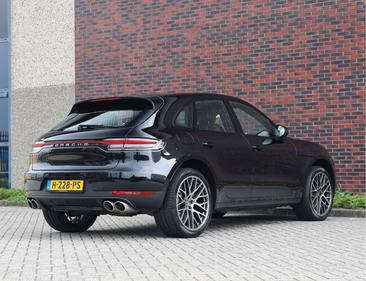 Porsche Macan Electrique S — photo 16
