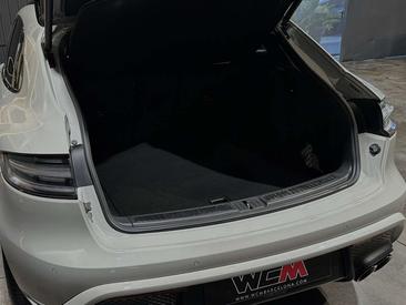 Porsche Macan Electrique GTS — photo 28