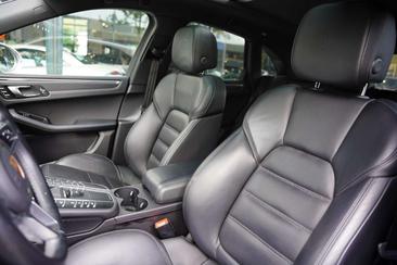 Porsche Macan Electrique Base — photo 6