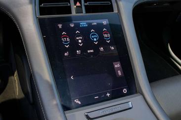Porsche Taycan 4S — photo 30