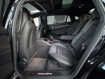 Porsche Panamera II Turbo S — photo 16