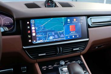 Porsche Cayenne III S Platinum Edition — photo 27