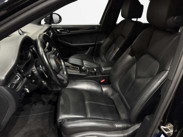Porsche Macan Electrique S — photo 10
