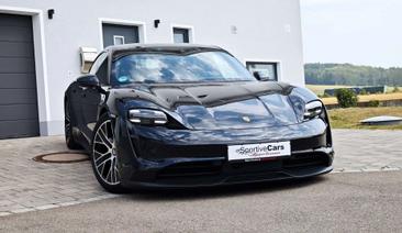 Porsche Taycan 4S — photo 11
