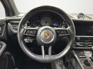 Porsche Macan Electrique S — photo 11