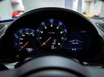 Porsche 718 Cayman — photo 10