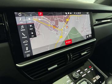 Porsche Cayenne III E-Hybrid — photo 15