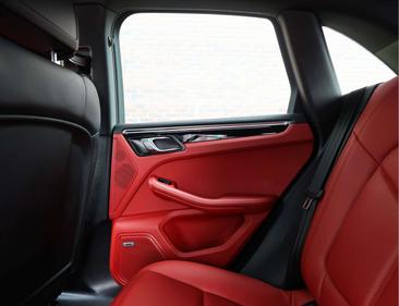 Porsche Macan Electrique S — photo 27