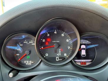 Porsche Macan Electrique — photo 6