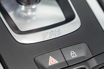 Porsche 718 Boxster — photo 37