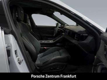 Porsche Taycan GTS — photo 16
