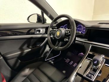 Porsche Panamera II E-Hybrid — photo 26
