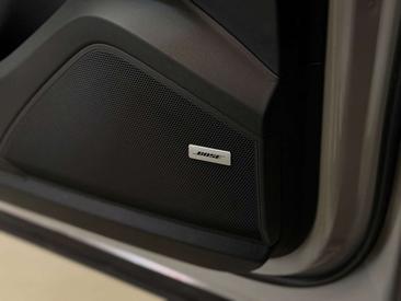 Porsche Cayenne III Platinum Edition — photo 32