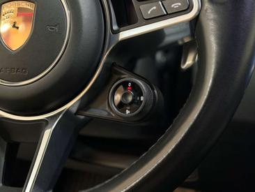 Porsche Cayenne III Platinum Edition — photo 33