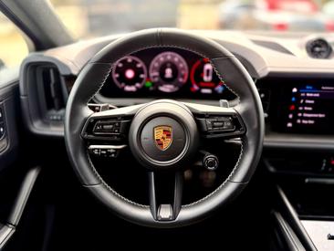 Porsche Cayenne III GTS — photo 21