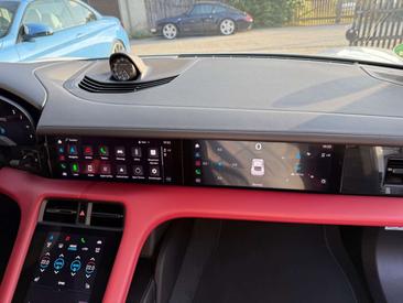 Porsche Taycan Turbo S — photo 21